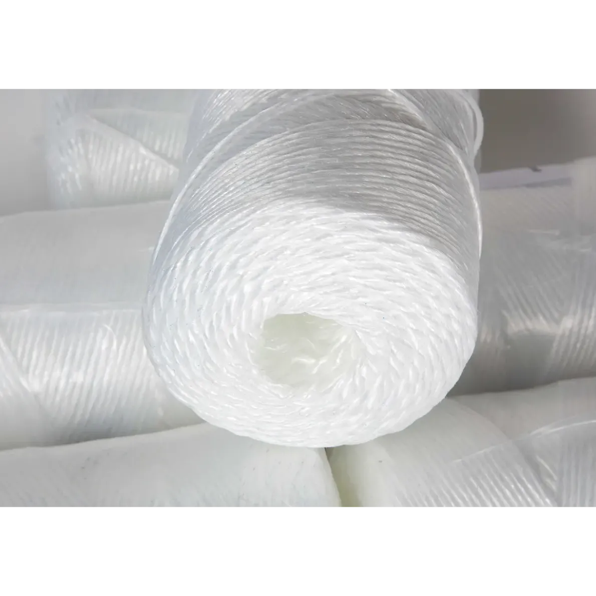 BINDGARN 2,2MM 500GR VIT PP MINITROSS