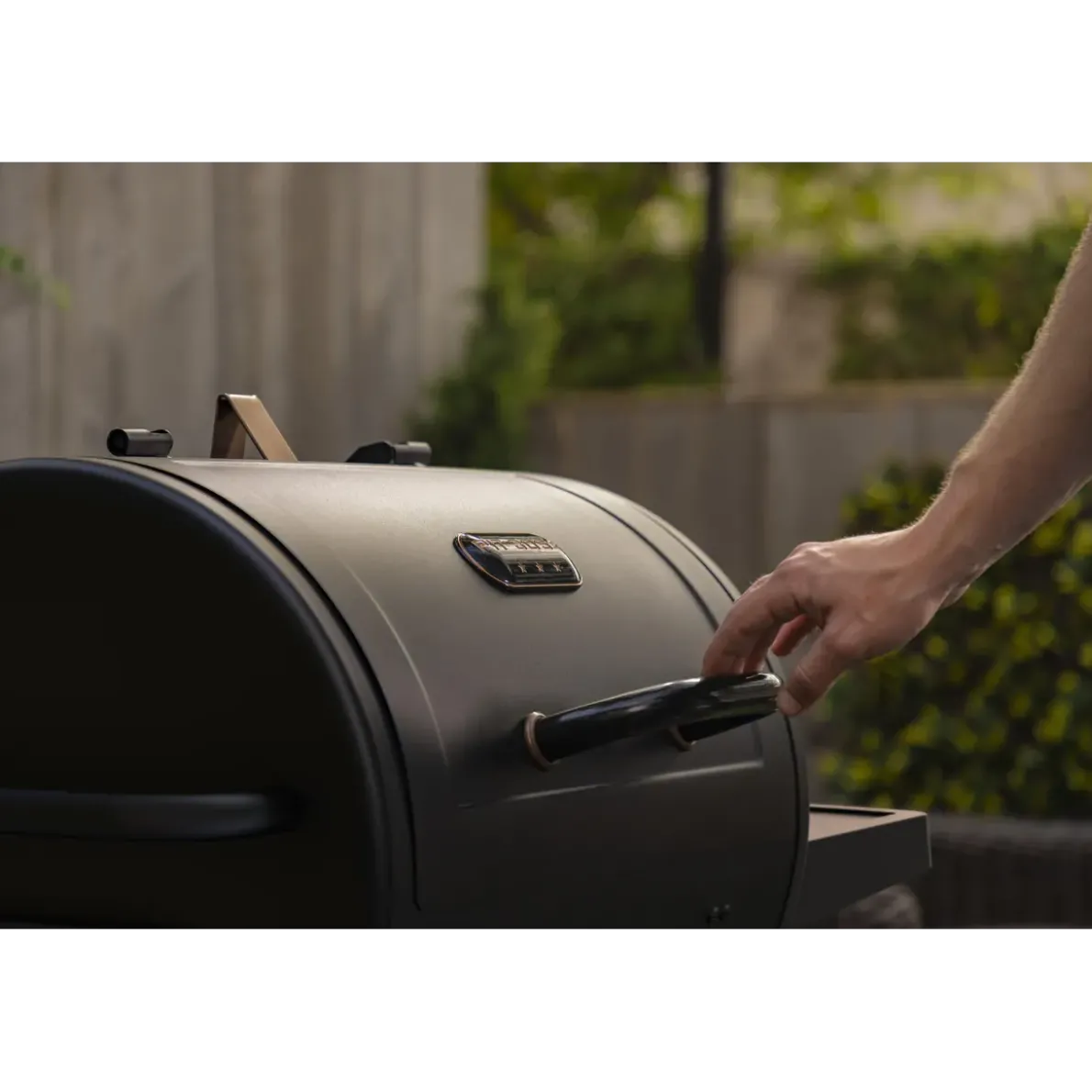 GRILLTUNNA LEXINGTON CHARCOAL ONYX EDITION