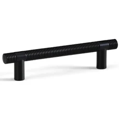 LÅDHANDTAG ALMA SVART CC96MM 2ST