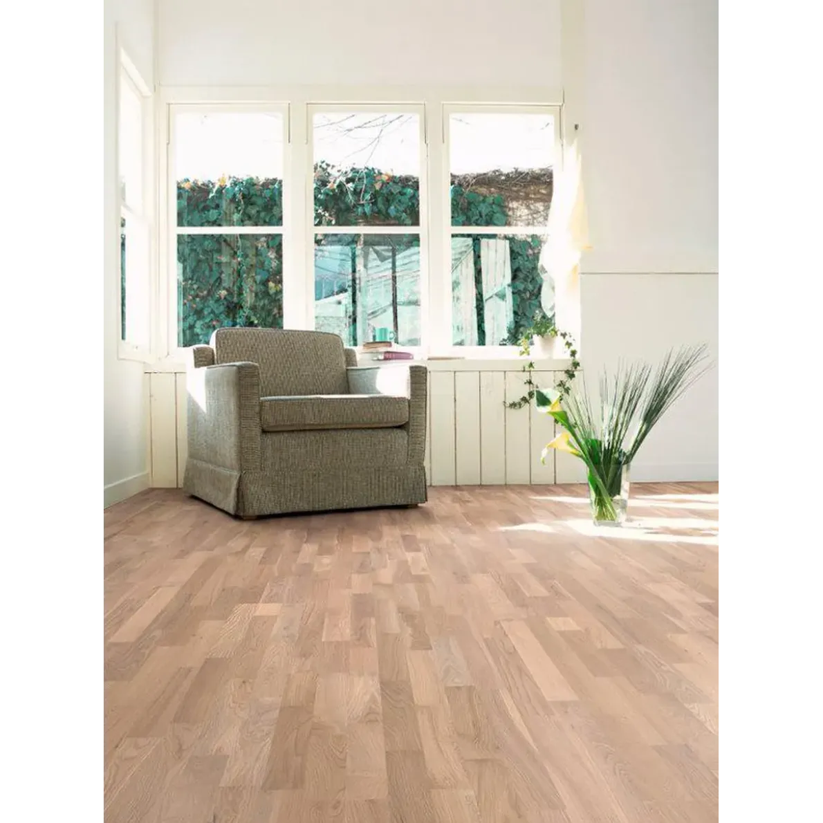 PARKETT 3-STAV CLASSIC EK VIT MATTLACK 14MM 3,18M2